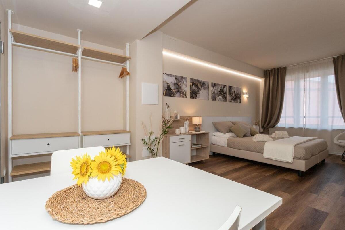 Palazzo Mazzini Hotel Cornaredo Szoba fotó