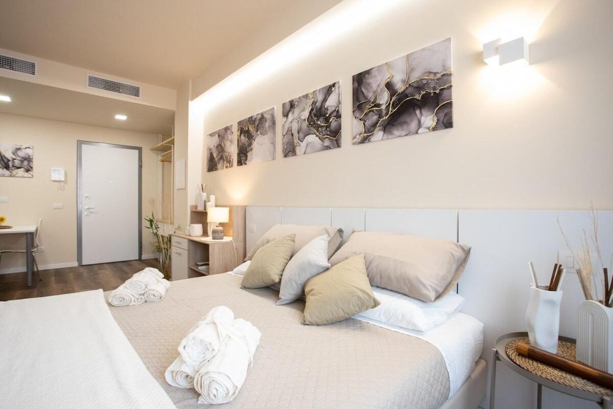 Palazzo Mazzini Hotel Cornaredo Szoba fotó
